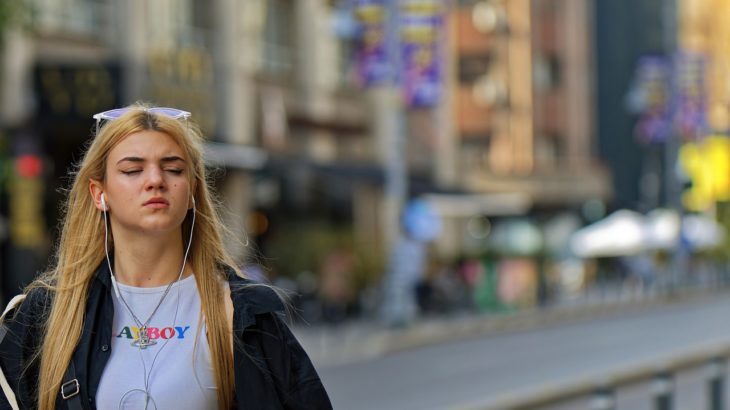 英会話ポッドキャストを毎日聞いてみた結果【1か月間チャレンジ】