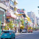 【2025年最新】新大久保の食べ歩きスポット5選｜韓国グルメとトレンドスイーツを満喫！