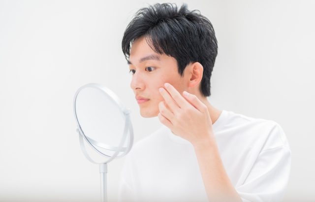 【20代男性向け】顔のテカり＆毛穴をスッキリさせる簡単ケアガイド