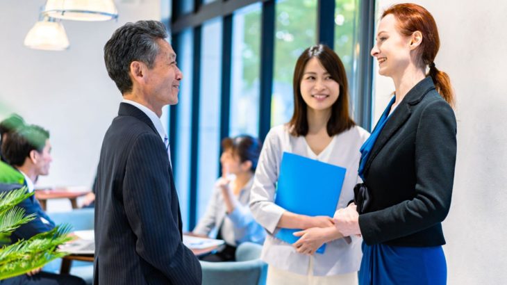 忙しい社会人でも続けられる英語学習｜キャリアのために始めるべき理由